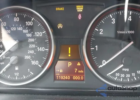 2008 BMW 328Xi z USA, uszkodzony, nr VIN WBAVC73588KP39448